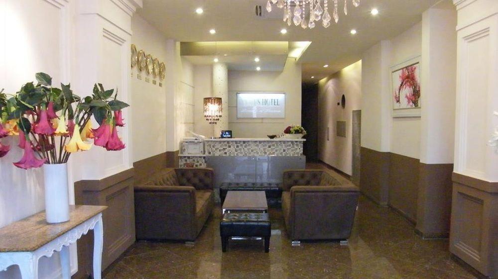 Venus Hotel Hanoi Buitenkant foto