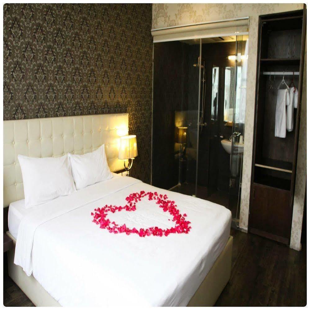 Venus Hotel Hanoi Buitenkant foto